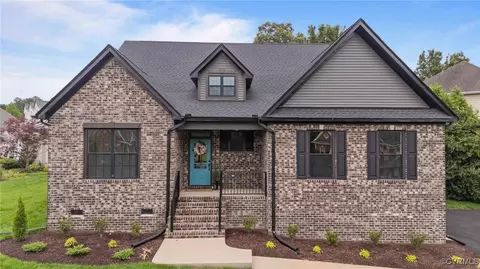 Exterior - 9074 Winter Spring Dr, Mechanicsville, VA 23116 photo 2 of 13