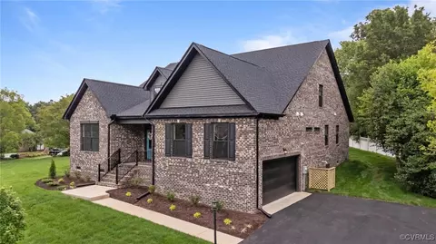 Exterior - 9074 Winter Spring Dr, Mechanicsville, VA 23116 photo 12 of 13