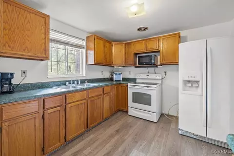 7400 Winterleaf Ct, Richmond, VA 23234 photo 9