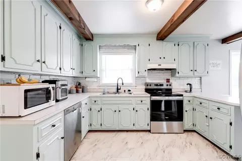 7447 Cheltenham Dr, North Chesterfield, VA 23235