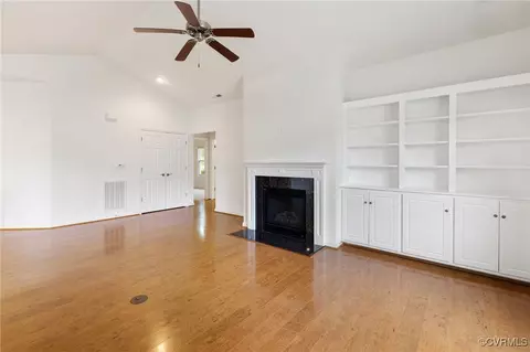 Living - 307 Kernel Ct, North Chesterfield, VA 23236 photo 1 of 4