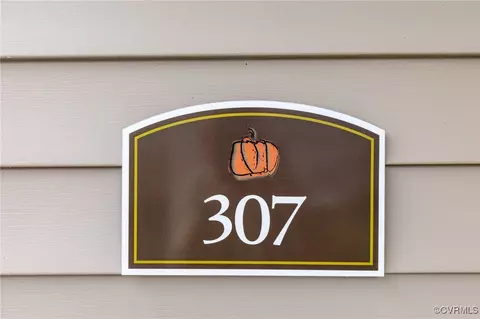 Exterior - 307 Kernel Ct, North Chesterfield, VA 23236 photo 2 of 6