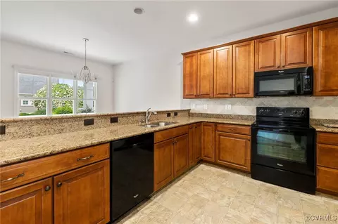 Kitchen - 307 Kernel Ct, North Chesterfield, VA 23236 photo 2 of 4