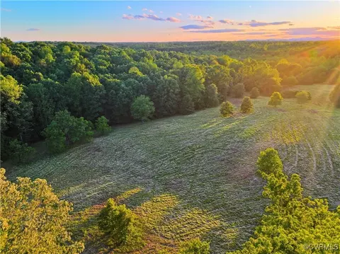 3422 Hundley Branch Rd, Buckingham, VA 24590