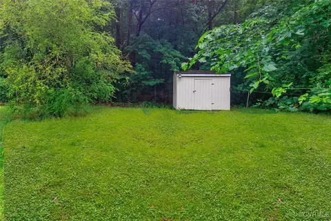 711 Bond Ln, Suffolk, VA 23434 photo 4