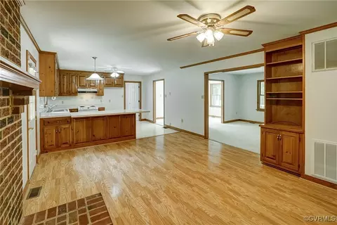 Living - 3175 Sandy Hook Rd, Sandy Hook, VA 23153 photo 1 of 4