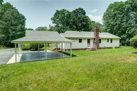 Exterior - 3175 Sandy Hook Rd, Sandy Hook, VA 23153 photo 5 of 8