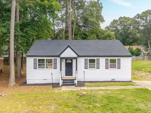 2737 Pine Meadows Cir, Chester, VA 23831