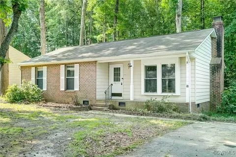 4613 Kellywood Dr, Glen Allen, VA 23060