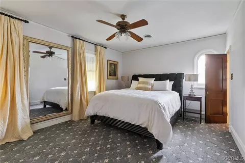 Bedroom - 4221 Stuart Ave, Richmond, VA 23221 photo 3 of 4