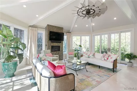 Living - 4221 Stuart Ave, Richmond, VA 23221 photo 5 of 8
