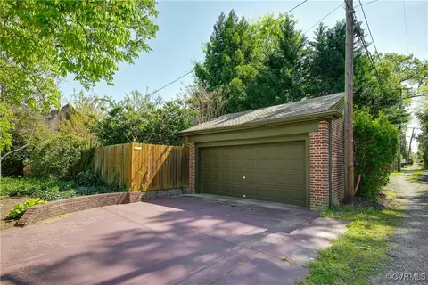 Exterior - 4221 Stuart Ave, Richmond, VA 23221 photo 12 of 12