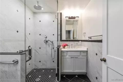 Bath - 4221 Stuart Ave, Richmond, VA 23221 photo 1 of 4