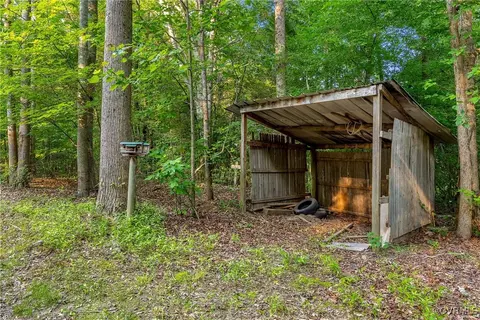 Exterior - 3966 Holts Ln, Saluda, VA 23149 photo 6 of 6