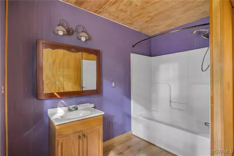 Bath - 3966 Holts Ln, Saluda, VA 23149 photo 2 of 2