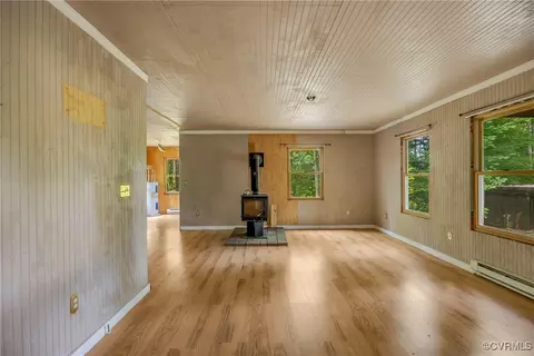 Living - 3966 Holts Ln, Saluda, VA 23149 photo 3 of 5