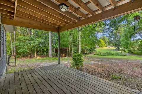 Exterior - 3966 Holts Ln, Saluda, VA 23149 photo 3 of 6
