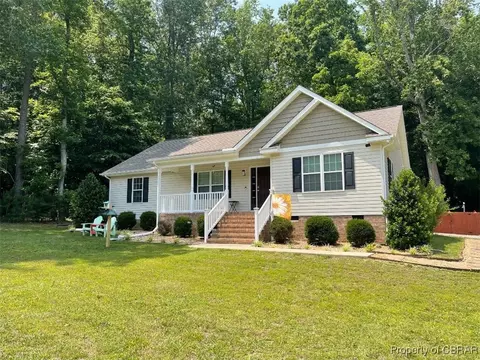 3877 Lewis B Puller Memorial Hwy, Saluda, VA 23149