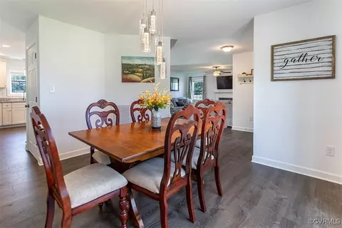 203 Pointers Dr, West Point, VA 23181 photo 12