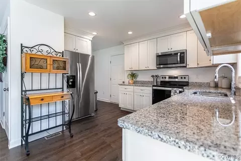 203 Pointers Dr, West Point, VA 23181 photo 15