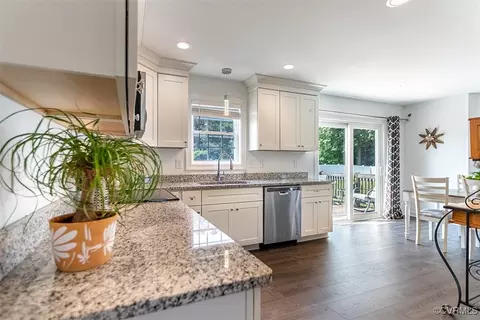203 Pointers Dr, West Point, VA 23181 photo 16