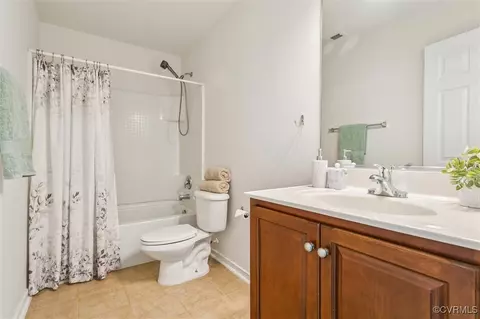 Bath - 201 Rembold Way, Williamsburg, VA 23185 photo 2 of 4