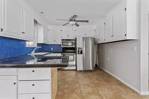 109 Eagle Bluff Rd, Spring Grove, VA 23881 photo 4