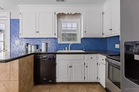 109 Eagle Bluff Rd, Spring Grove, VA 23881 photo 6