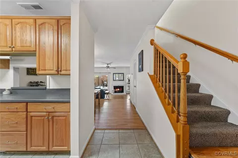 11605 E Briar Patch Dr, Midlothian, VA 23113 photo 3