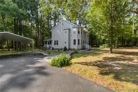 12067 Harcum Rd, Gloucester, VA 23061