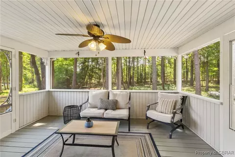 12067 Harcum Rd, Gloucester, VA 23061 photo 17