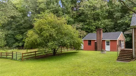 Exterior - 14831 Harrowgate Rd, Chester, VA 23831 photo 2 of 12