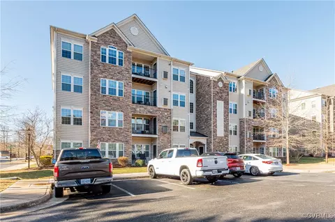14000 Briars Cir #203, Midlothian, VA 23114