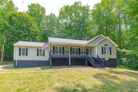 11307 Laurel Rd, New Kent, VA 23124