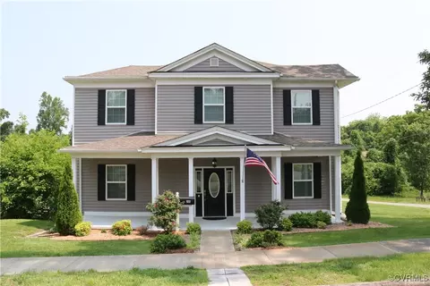 200 Nelson St, Crewe, VA 23930