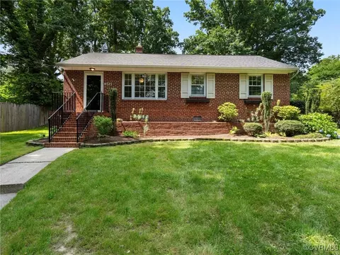 8525 Mark Lawn Dr, Henrico, VA 23229