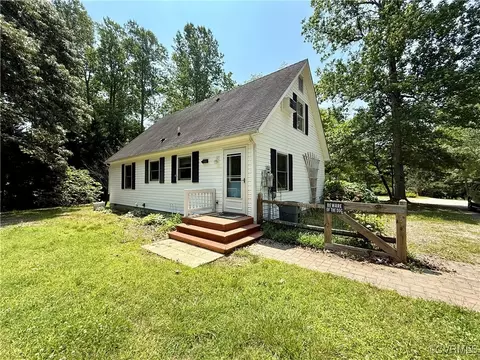 241 Levelfield Ln, Lancaster, VA 22503 photo 2