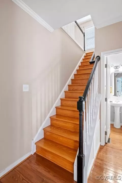 Entry Way - 941 Gorham Ct, Midlothian, VA 23114 photo 5 of 6