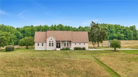 4948 Bible Rd, Crewe, VA 23930