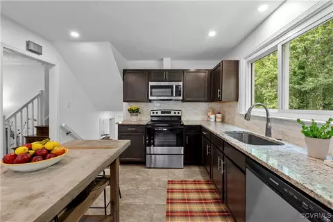 11900 Deerhurst Dr, Midlothian, VA 23113 photo 12