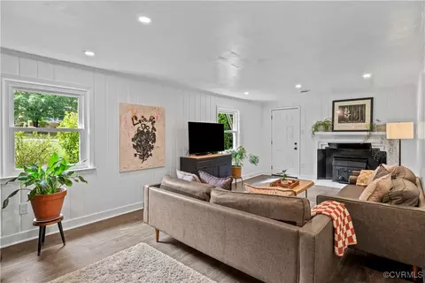 11900 Deerhurst Dr, Midlothian, VA 23113 photo 13