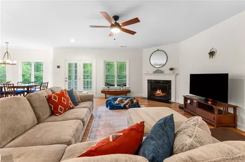216 Edwin Cir, Aylett, VA 23009 photo 9