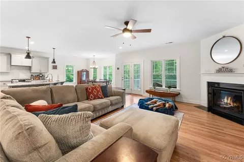 216 Edwin Cir, Aylett, VA 23009 photo 8