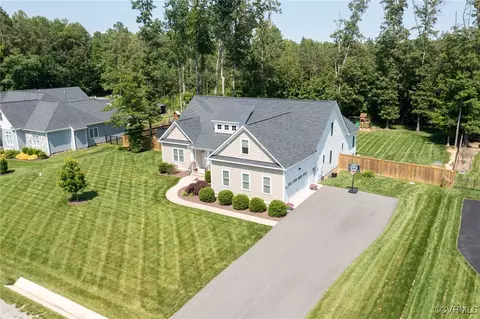 12025 Autumn Knoll Dr, Mechanicsville, VA 23116