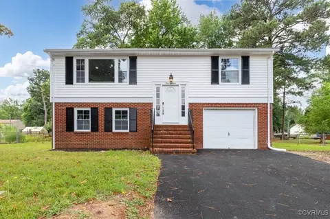 118 S Plains Dr, Petersburg, VA 23805