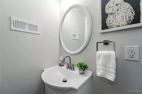 Bath - 11649 Olde Coach Dr, Midlothian, VA 23113 photo 5 of 5