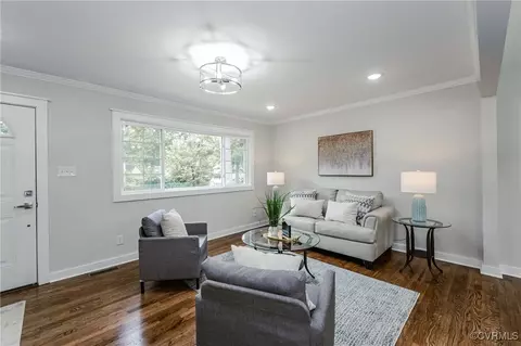 Living - 11649 Olde Coach Dr, Midlothian, VA 23113 photo 2 of 7