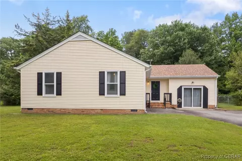 7754 Kelly Ave, Gloucester, VA 23061