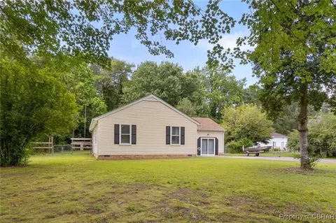 7754 Kelly Ave, Gloucester, VA 23061 photo 2