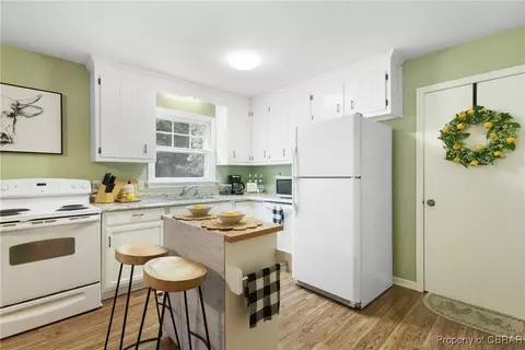7754 Kelly Ave, Gloucester, VA 23061 photo 4